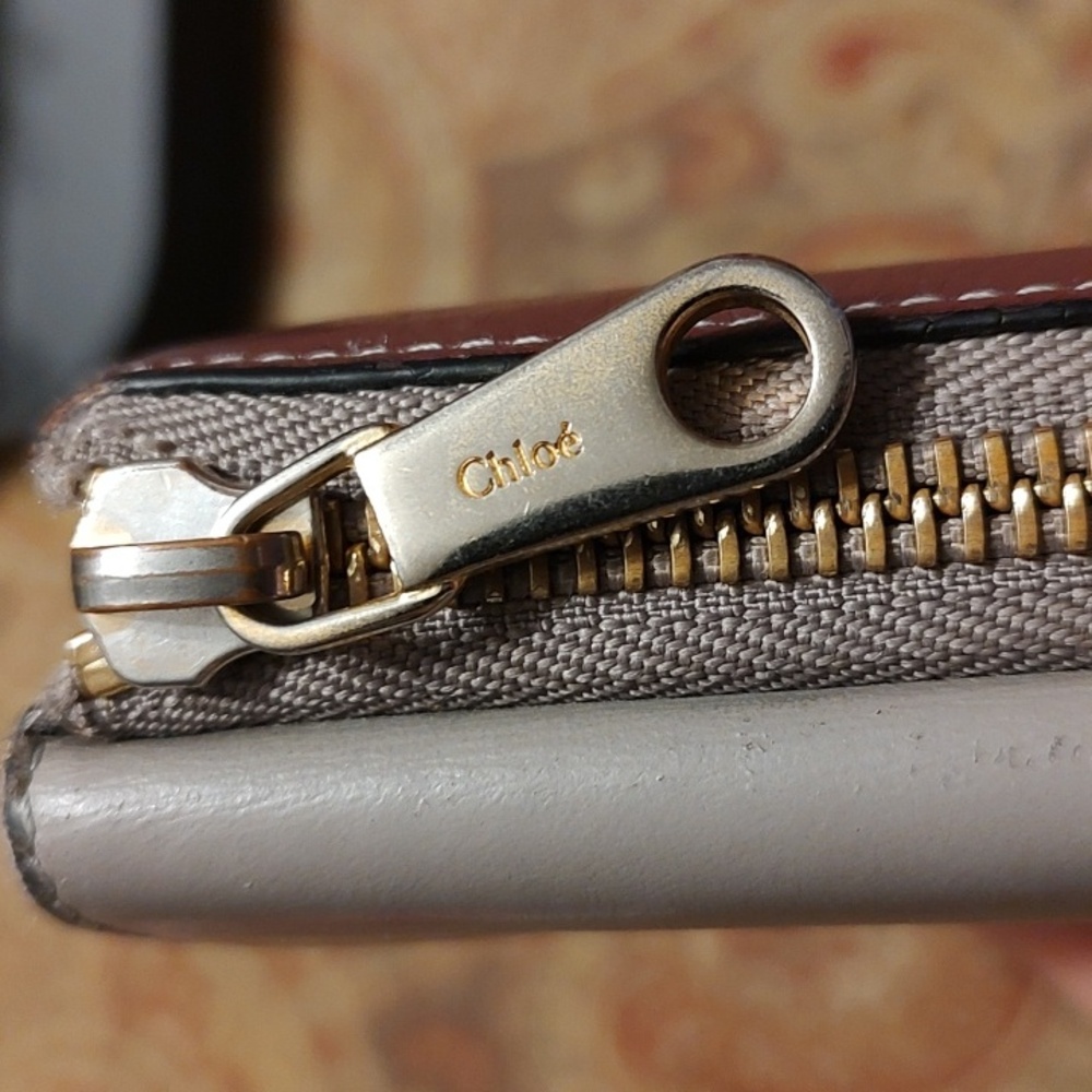 Chloe Multicolor leather long wallet $313 retail. GUC. - Picture 3 of 15